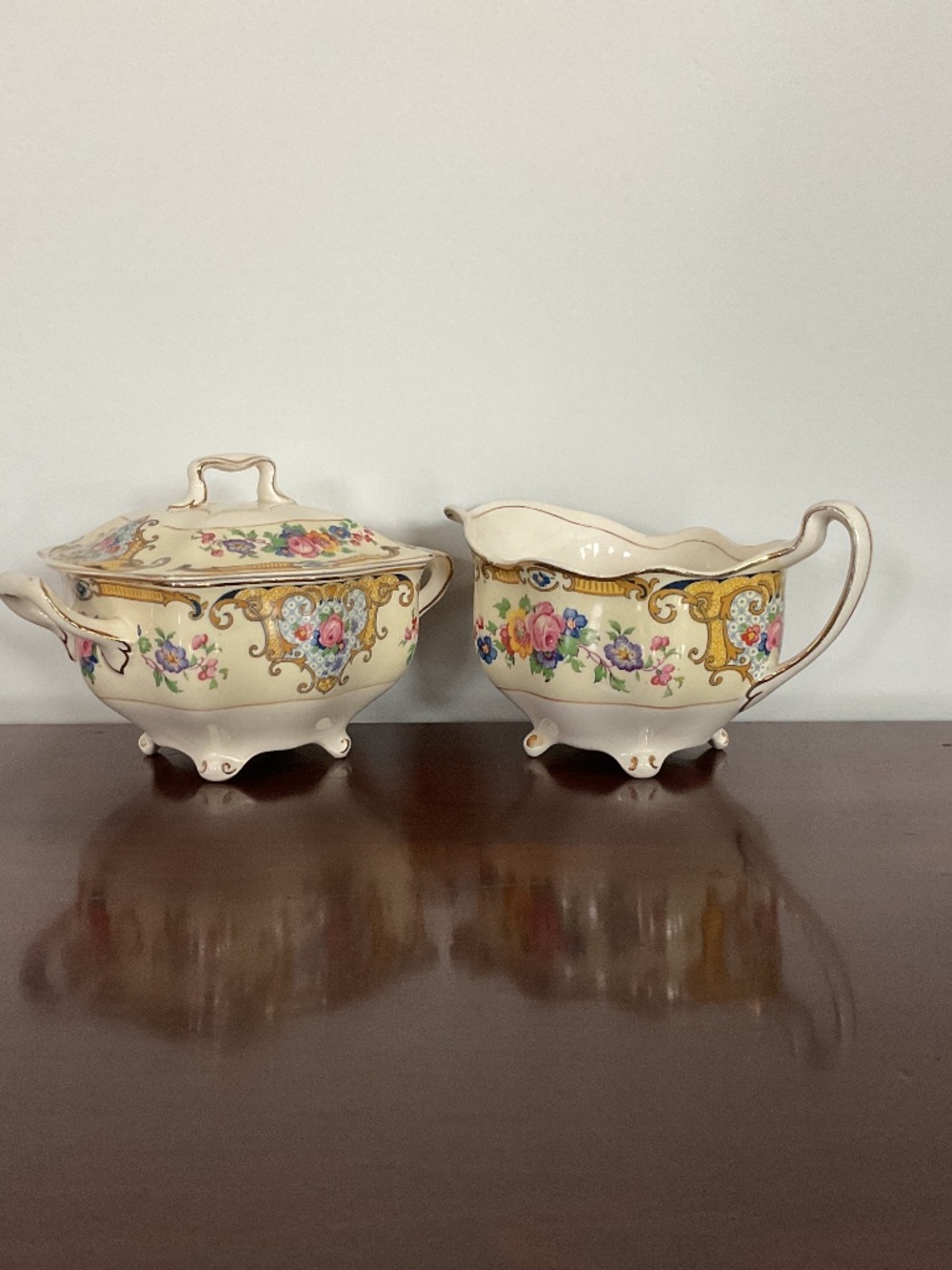 VTG Johnson Brothers “Yale” Footed Creamer & Lidded Sugar